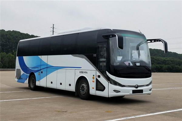 宇通ZK5167XYL16医疗车（柴油国六2-9座）