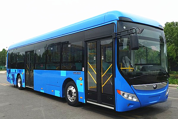 宇通ZK6125CHEVNPG37插电式低入口公交车（天然气/电混动国五23-37座）