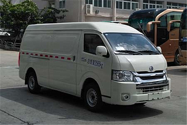 金旅XML5039XXY95A厢式运输车（汽油国五2座）